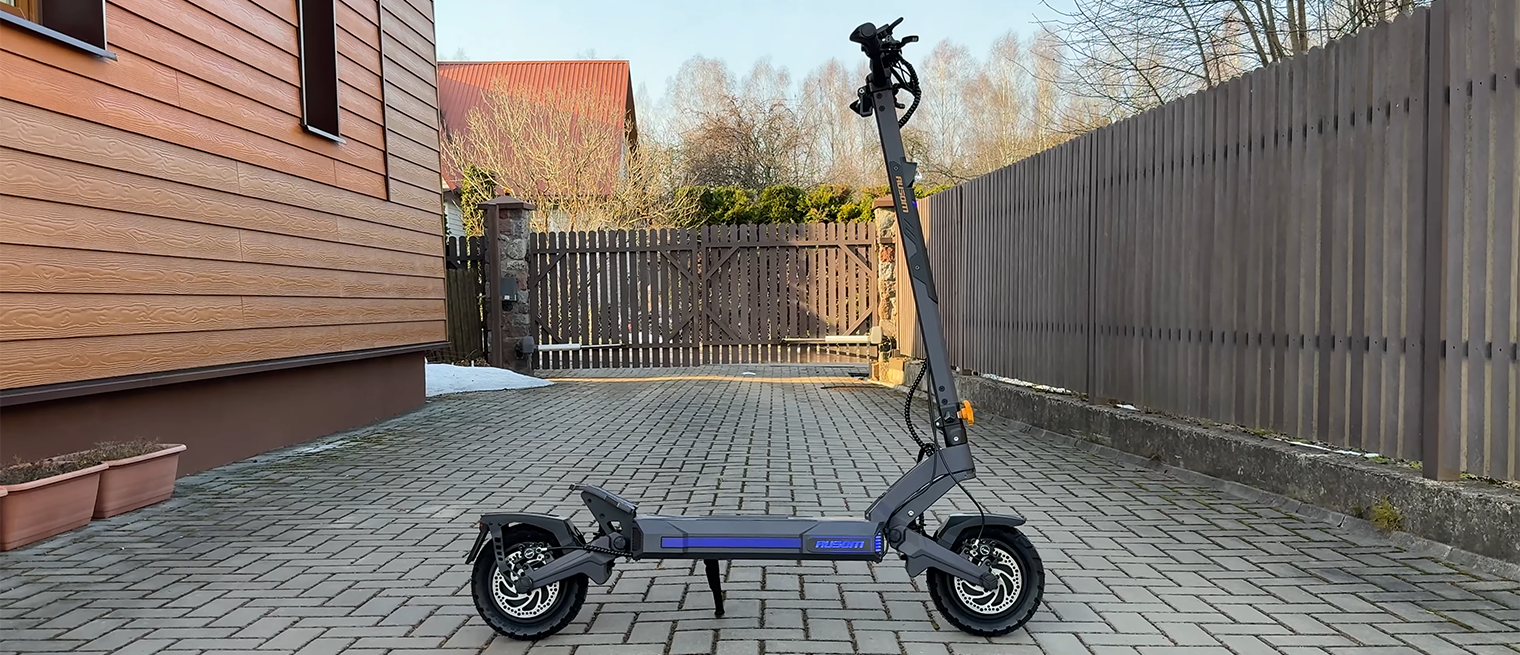 How Far Will an Electric Scooter Go on a Full Charge?